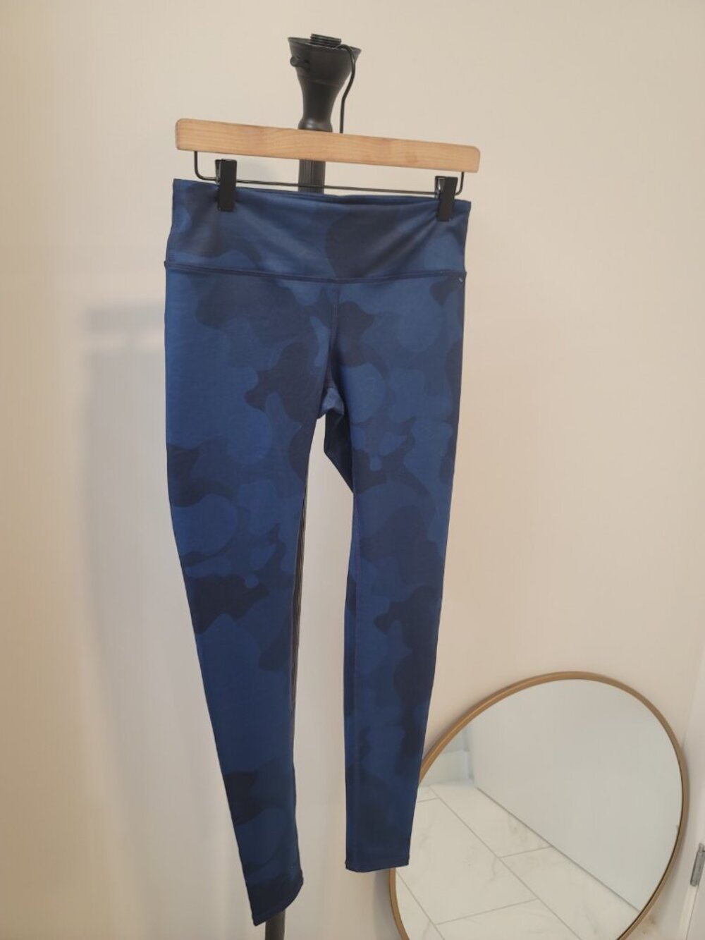 Alo Yoga  High Waist Airbrush Legging BLUE 7/8 NWT Small New